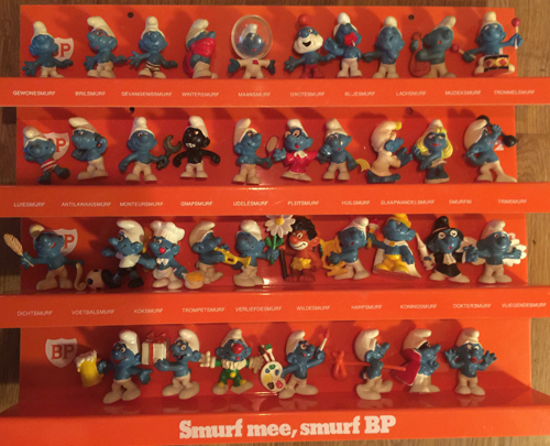 How many deals smurfs